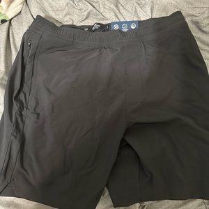 New Hollister Men’s sport shorts Large